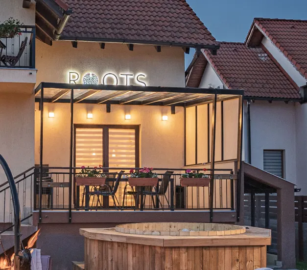 Covered terrace and private yard